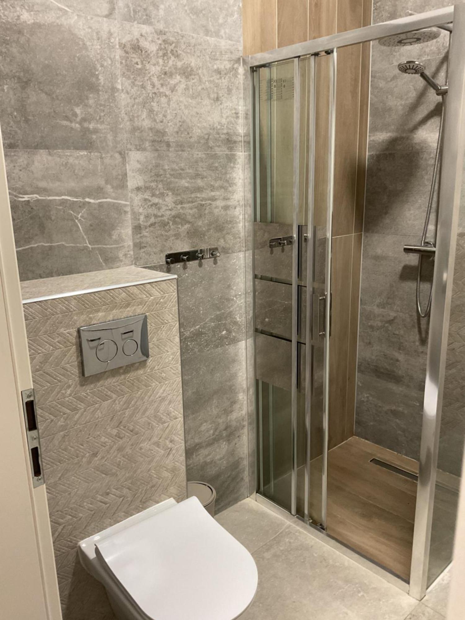 Ferienwohnung Omorika Na Zamkowej Krakau Exterior foto