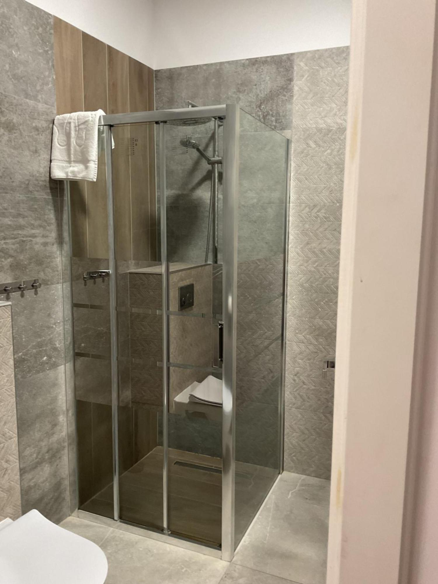 Ferienwohnung Omorika Na Zamkowej Krakau Exterior foto